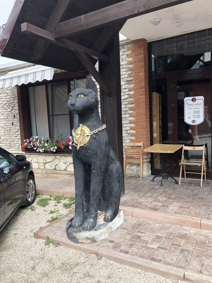 что посмотреть в печорах кроме монастыря