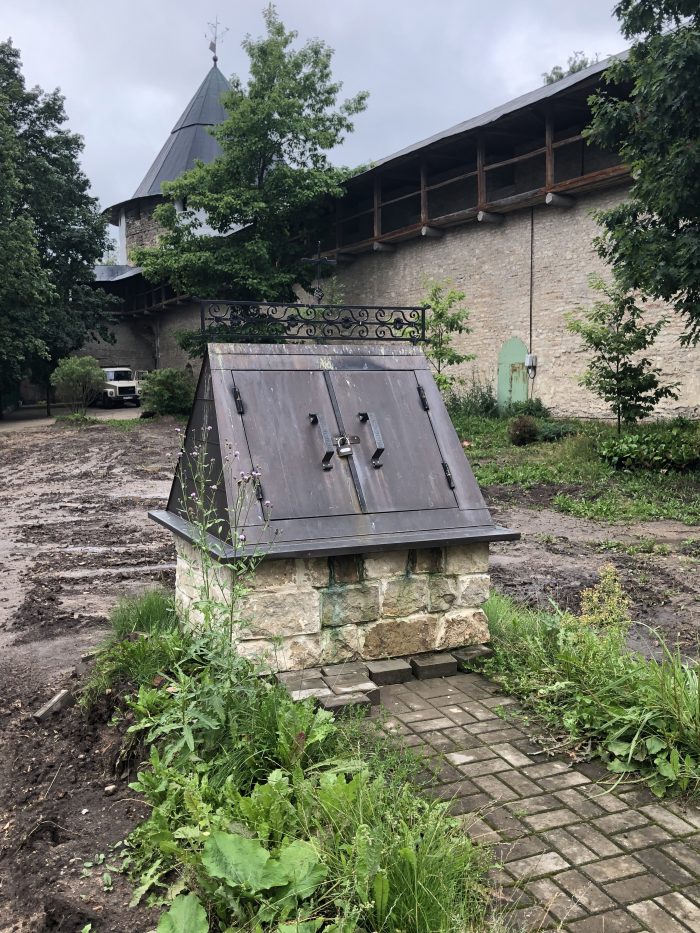 буфет псково печерский монастырь