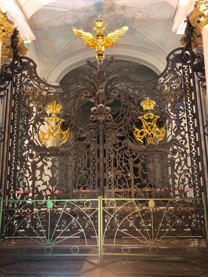 ворота зимнего дворца
