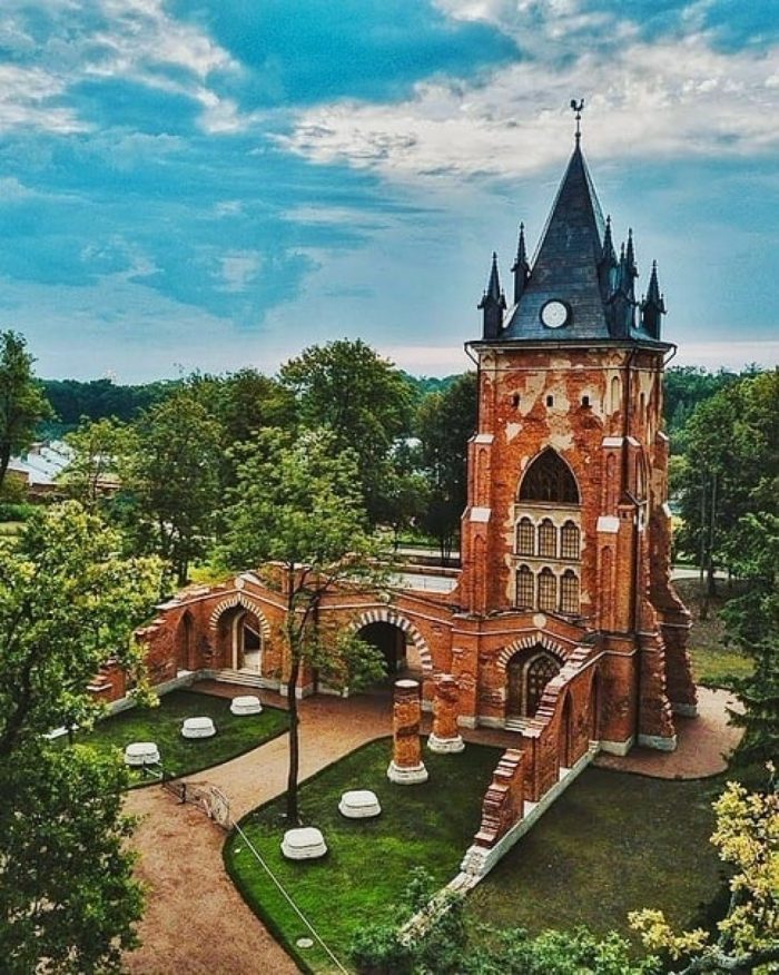 готические места в пушкине