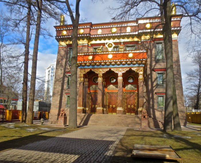 Красивые церкви и соборы Санкт-Петербурга